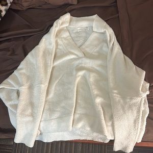 Anthropologie cream sweater size M